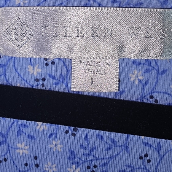 **SOLD** - Picture 4 of 10